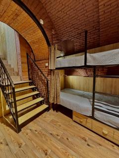 Vintage Hostel At Freedom Square - Tiflis - 0