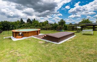 Cozy Home In Klostar Ivanic With Sauna - Kloštar Ivanić - 9