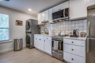 The Vanderbilt Mansion Apt 12 Near Downtown & TWU - Denton - 9