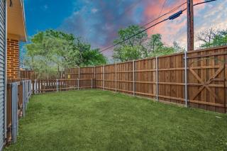 The Vanderbilt Mansion Apt 12 Near Downtown & TWU - Denton - 1
