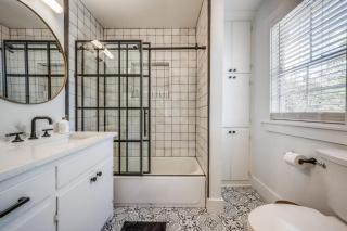 The Vanderbilt Mansion Apt 12 Near Downtown & TWU - 8