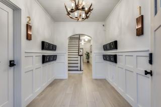 The Vanderbilt Mansion Apt 12 Near Downtown & TWU - 6