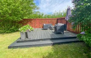 Awesome Home In Löttorp With Kitchen - Löttorp - 5