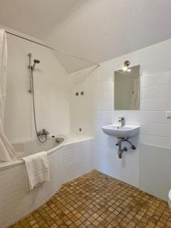 kleines ruhiges Apartment mit WLAN und Smart TV App C - Karlsruhe - 7