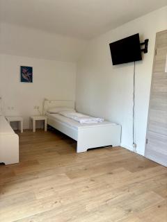 kleines ruhiges Apartment mit WLAN und Smart TV App C - Karlsruhe - 5