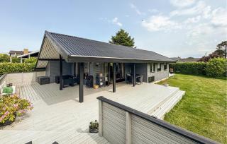 3 Bedroom Pet Friendly Home In Faaborg - 2