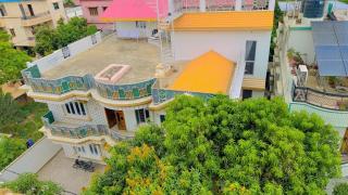 Luxury Suite Peaceful with Washroom and Terrace 302 - Patna - 0