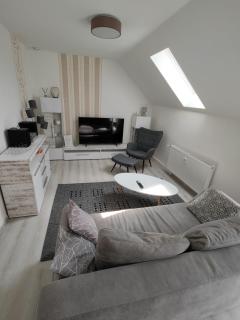 Gemütliche, Ruhige Ferienwohnung Mit Balkon - - 1