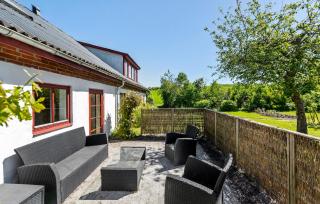 Lovely Home In Nibe With Lake View - Nibe - 8