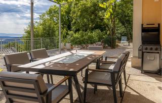 2 Bedroom Beautiful Home In Grizane - Grižane - 1