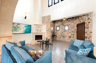 Grey Grand Villa Privater Pool - Asprouliánoi - 1