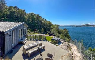 2 Bedroom Amazing Home In Mandal - 1