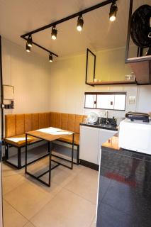 Studio 7 completo com Wifi no 1º Andar Novo - Curitiba - 2