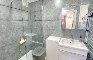 Studio Antibes Centre ville - Parking WIFI Climatisation - LIMESTAY - Antibes - 2