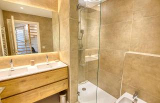 Duplex Vieil Antibes 3 chambres Parking avec vue mer Wifi - LIMESTAY - Antibes - 3