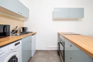 Studio Port Golfe-Juan Parking Wifi Climatisation Terrasse - Vallauris - 8