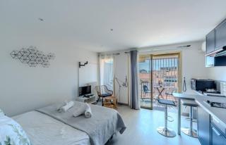 Le Mimosas - Studio Cannes centre - Vue mer Terrasse WIFI climatisation - 0