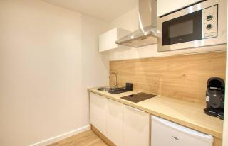 Elégant Studio moderne Wifi Proche suquet - LIMESTAY - Cannes - 6