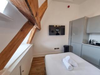 Charming Sale Flat Sleeps 4 by City SuperHost - Sale - 9
