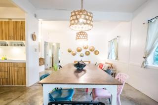 KAHILOM Nest Self-Service Home in Rainforest Nest with Kitchen - Pet Friendly, Monkeys, Bats! - - 5