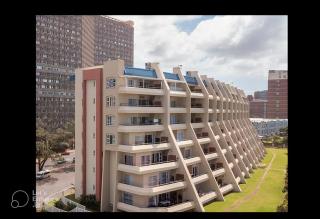 L'Escalier Cabanas 208 a ABR3 Haven - Amanzimtoti - 9