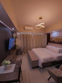 Luxury King Bed Studio in Midtown Cebu - 1