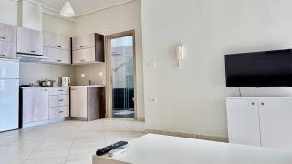 Hypnose Apartment next to Sea - Saranda - 2