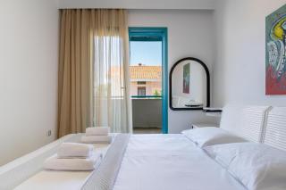 Emerald Seaside Apartment In Pefkohori - Pefkohori - 1