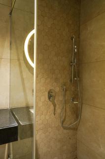 Hotel Tulips Grand - Hyderabad - 1