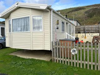Ardmachree - Burton Bradstock - 1