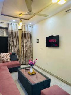 Beautiful Private 1BHK Apartment for all Occasions - Neu-Delhi - 9