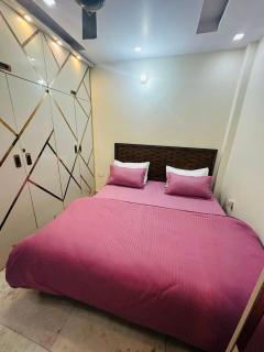 Beautiful Private 1BHK Apartment for all Occasions - Neu-Delhi - 8
