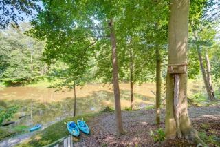 Earths River Retreat Kayaks Wineries and GOTL - 9