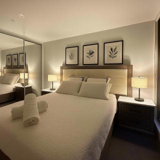 Sunset city escape retreat - 9