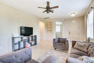 Bright Sunroom and Water View in Cape Coral - 3