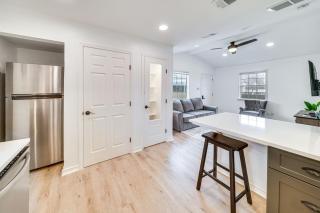Chic San Antonio Cottage - 5 Miles to Downtown - San Antonio - 3