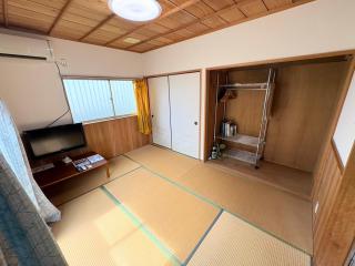 まるまる一棟貸しのプライベート空間-バナナハウスホテル-駐車場付き - - 0
