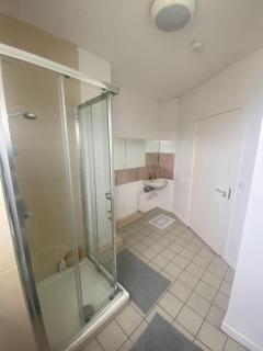 Simple & Comfortable 2 Beds Shared Room Dublin - Dublino - 1