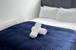 The Social Club - The Ultimate Experience - Sleeps 20 With Own Private Club - Cardiff - 6
