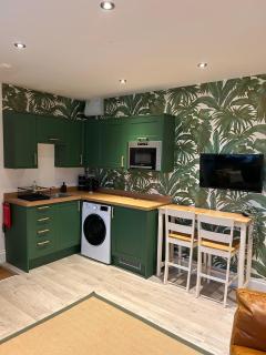 Apple Tree Cottage - - 9
