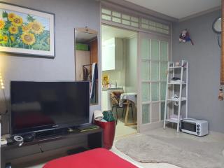 Quiet Accommodation Next to Geumho River - Daegu - 3