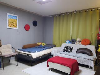 Quiet Accommodation Next to Geumho River - Daegu - 2
