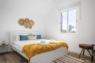 Blue House - By WehostMadeira - 4