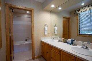 Trail's End Lodge at Deer Valley Resort - Two Bedroom Residence with Spa #401 condo - Park City - 3