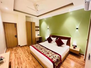 Hotel IP Swarn Near Anand Vihar Vaishali Ghaziabad - Ghaziabad - 8