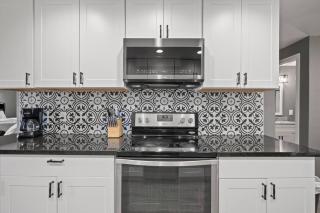Central Huge Duplex - Sleeps 16 - 6