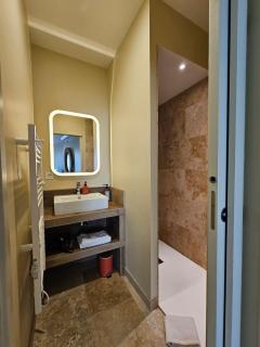 Le Loft de Genas - la Bastide, le Chalet, le Loft, le Mas, la Paillote - Genas - 7