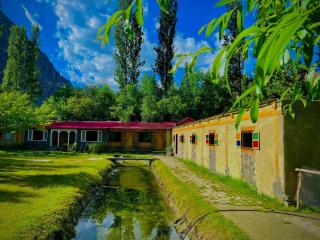 Safari Resort Skardu - - 9