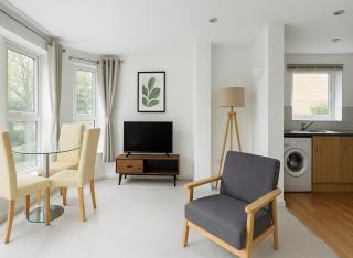 2 Bed Balcony Flat Chelsea Harbour - Londra - 1