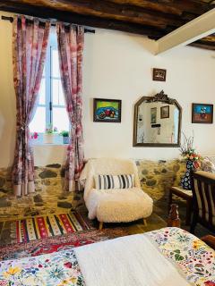 Traditional House in Pera - Pera - 6